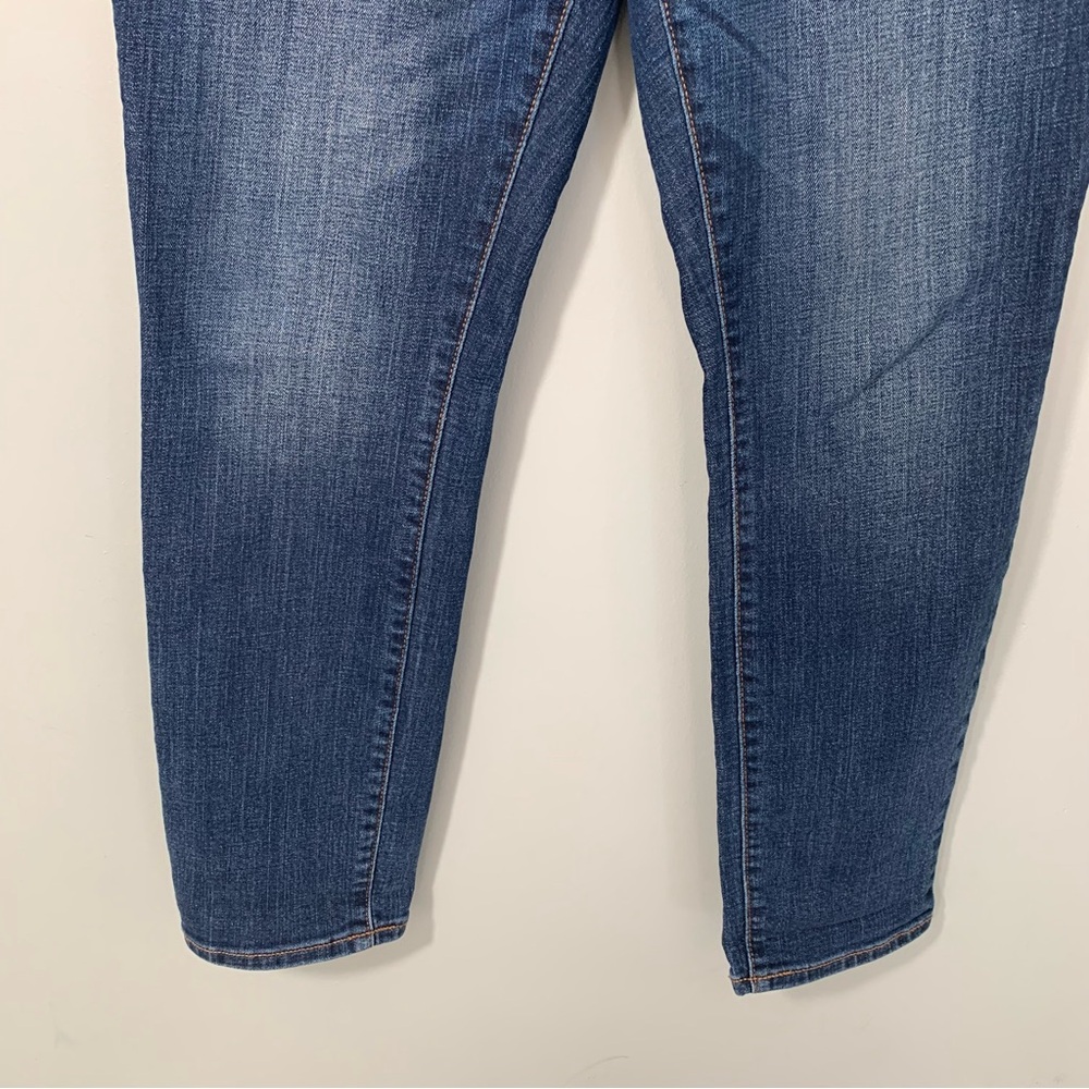 Old Navy Curvy Profile Mid Rise Skinny Jeans Dark Wash Blue Size 10 Short - Picture 3 of 10